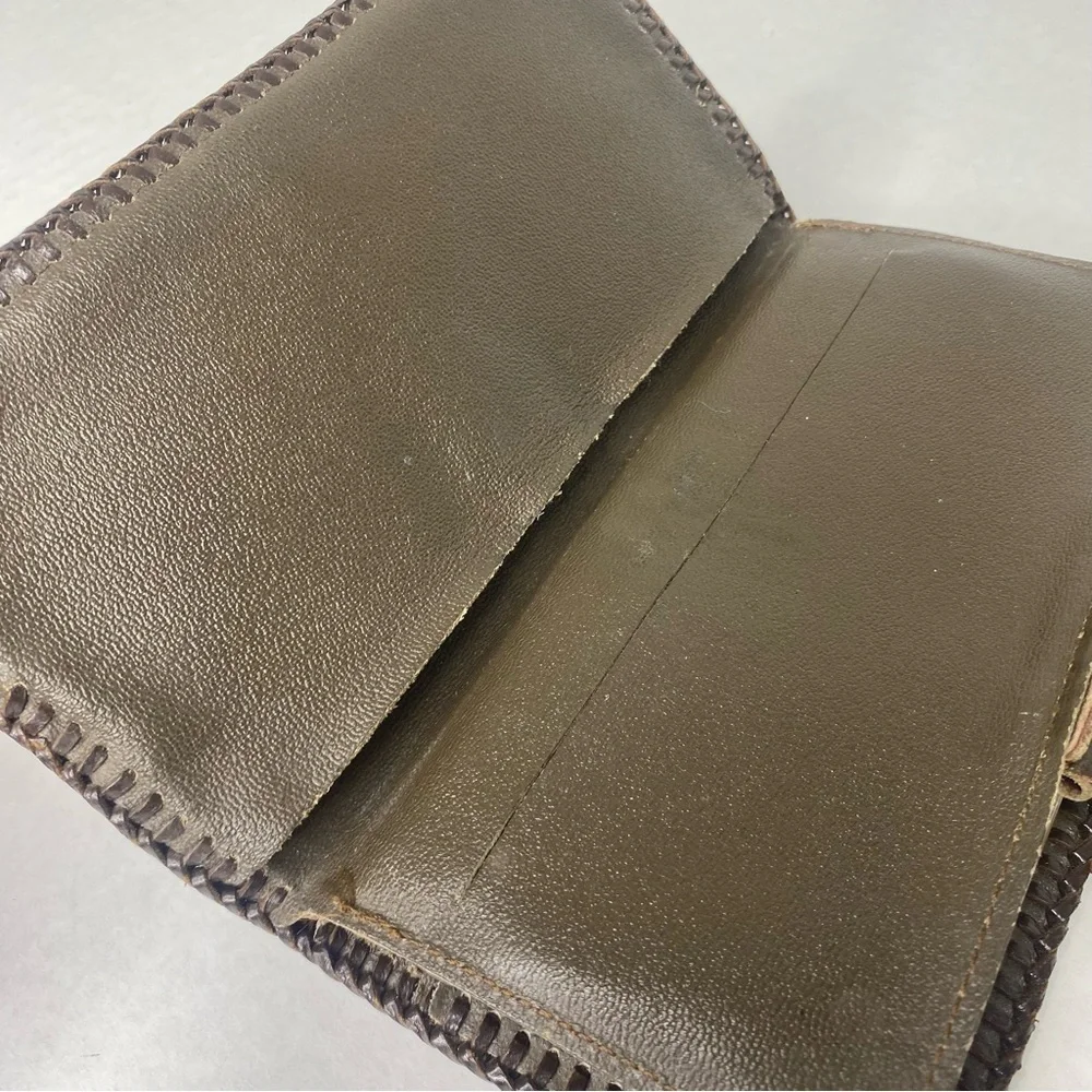 Vintage Brown Leather Hand Tooled Zipper Coin Change Wallet Flowers Western